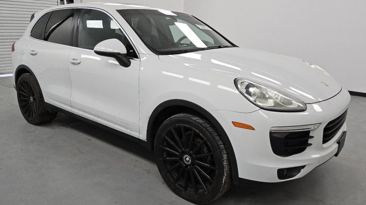 Porsche Cayenne  2016