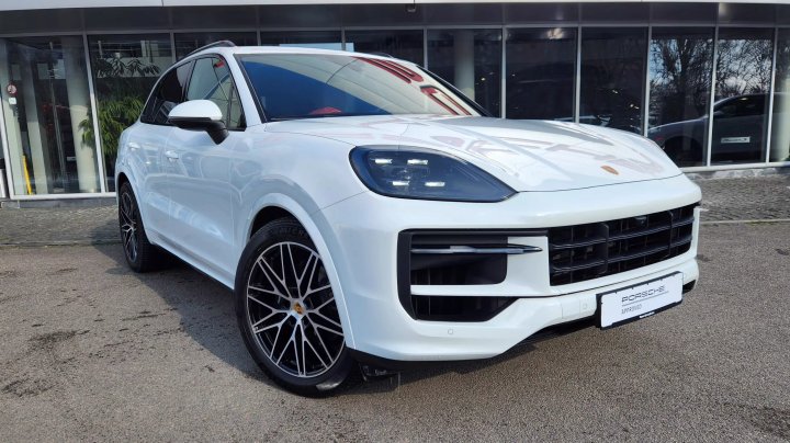 Porsche Cayenne 2024