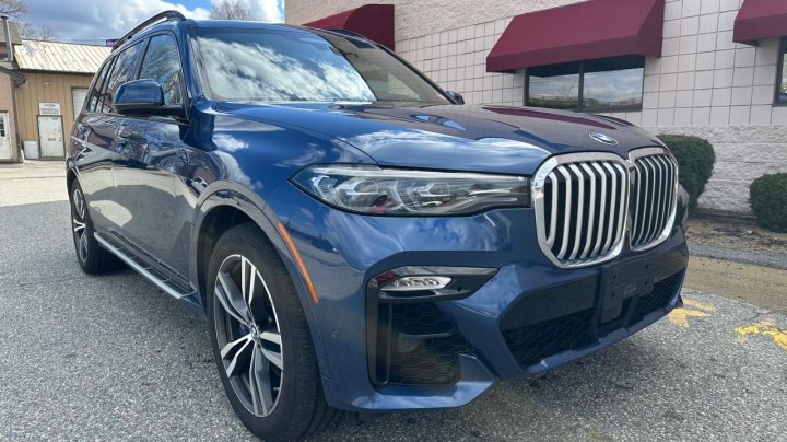 BMW X7 XDRIVE40I 2021