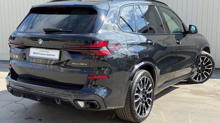 BMW X5 xDrive30d 2025