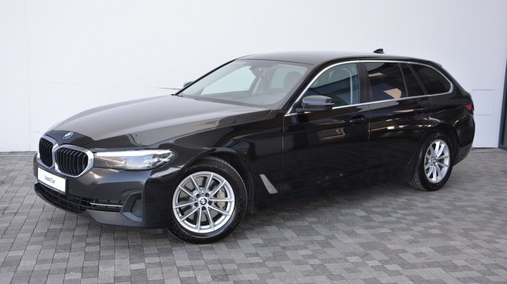 BMW 5 Series 540i xDrive 2021