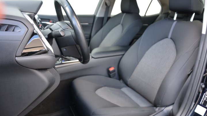 TOYOTA Camry 2.5 Elegance 2022