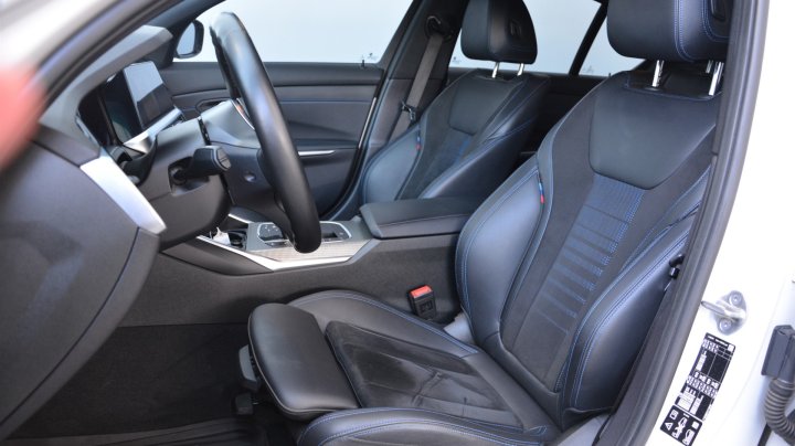 BMW 3 Series 320i xDrive 2022