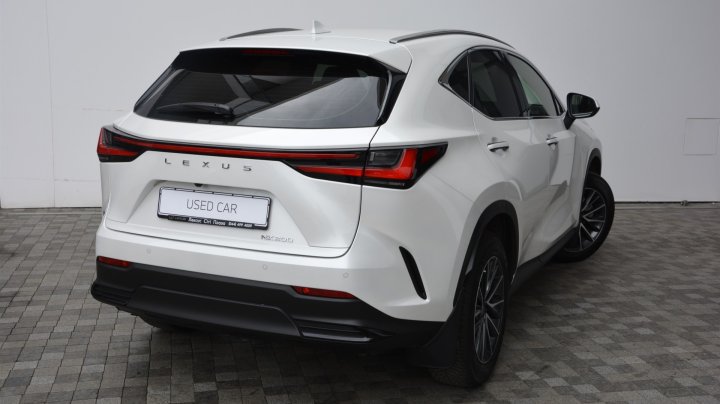 LEXUS NX 200 2022