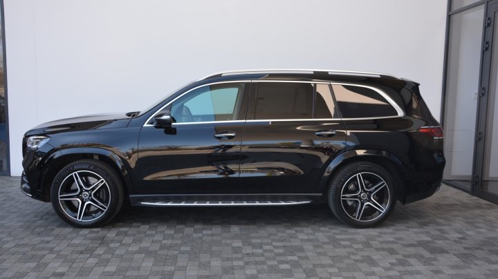 MERCEDES-BENZ GLS 400d 2022