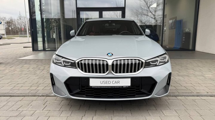 BMW 3 Series 320i 2024