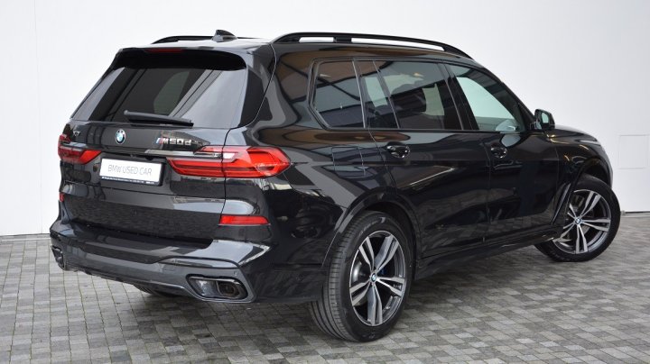 BMW X7 M50d 2022