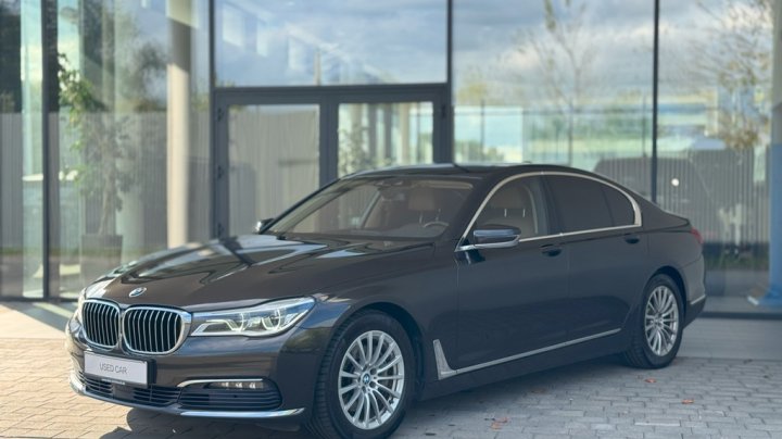 BMW 7 Series 730d xDrive 2016