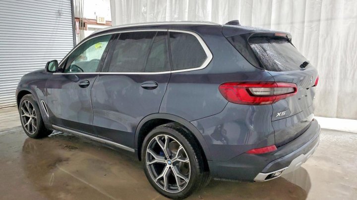 BMW X5  2019