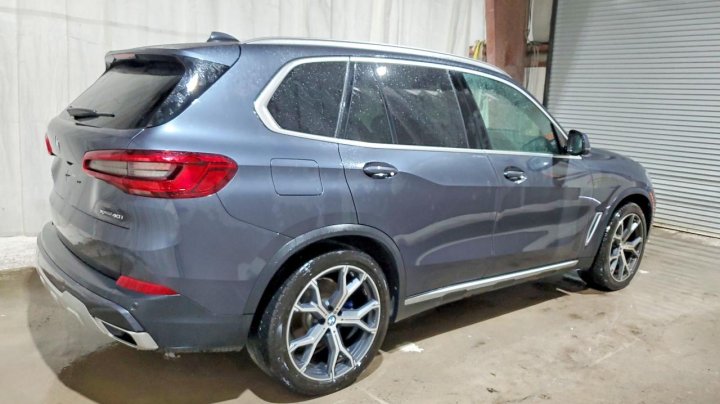 BMW X5  2019