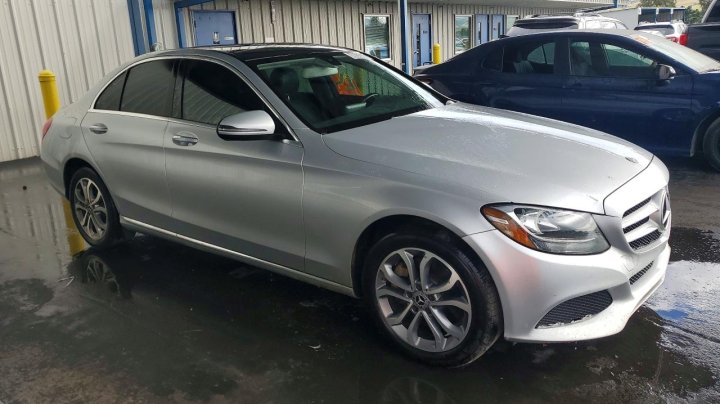 Mercedes-Benz C  2018