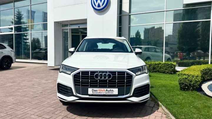 Audi Q7 50 TDI quattro 2023