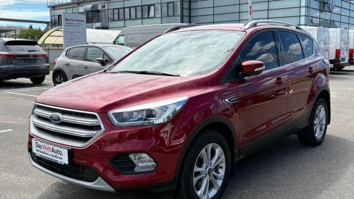 Ford Kuga 2,0 TDCi Titanium 4x4 2020