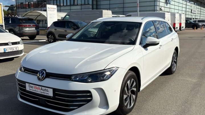 Volkswagen 2025 VW Passat Variant Business eTSI DSG 2025