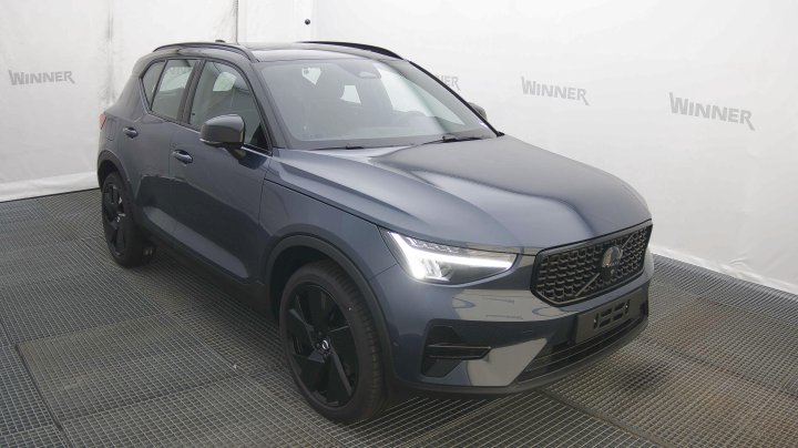 Volvo XC40 2026