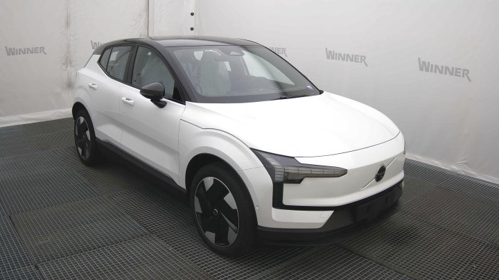 Volvo EX30 Ultra Twin 2025