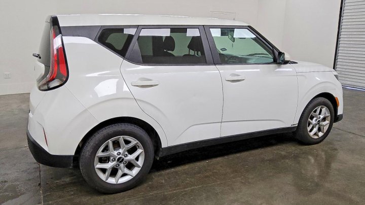 KIA Soul  2023