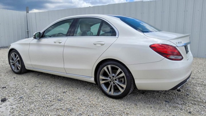 Mercedes-Benz C  2017
