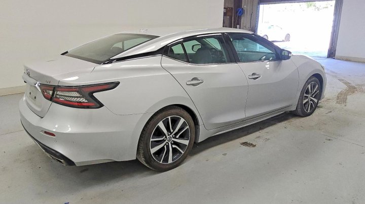 Nissan Maxima  2022