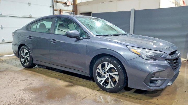 Subaru Legacy  2023