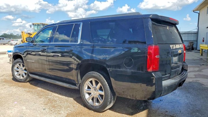 Chevrolet Suburban  2019