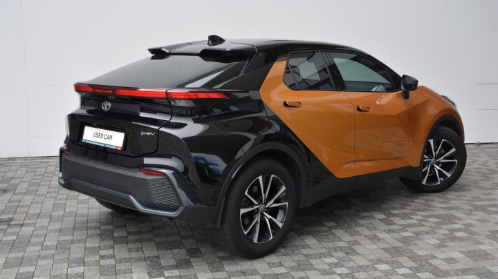 TOYOTA C-HR C-HR Hybrid 2023