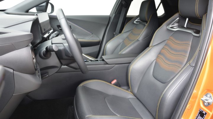 TOYOTA C-HR C-HR Hybrid 2023