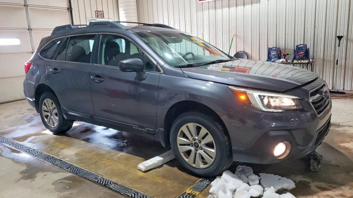 Subaru Outback  2018