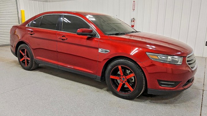 Ford TAURUS  2017