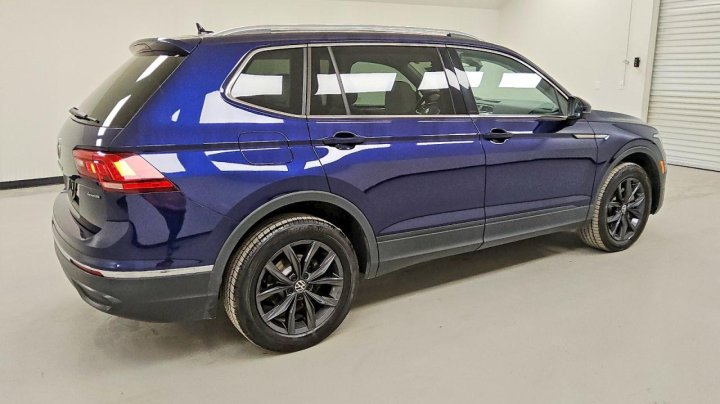 Volkswagen Tiguan  2022