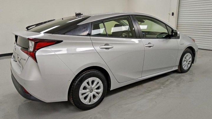 Toyota Prius  2019