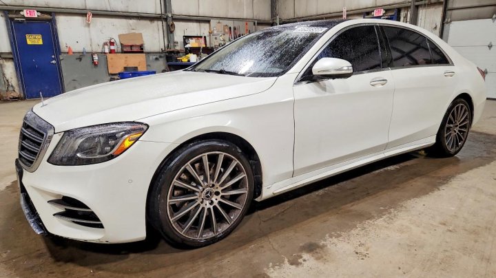 Mercedes-Benz S  2020
