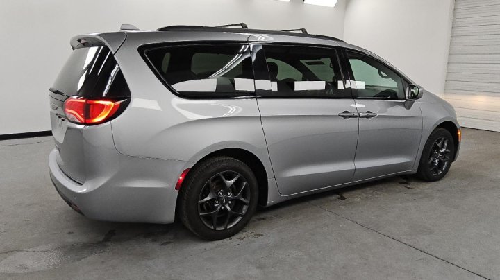 CHRYSLER Pacifica  2018