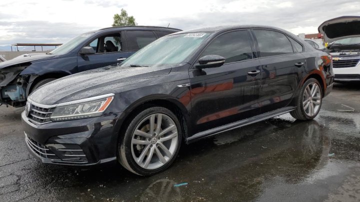 Volkswagen PASSAT  2018