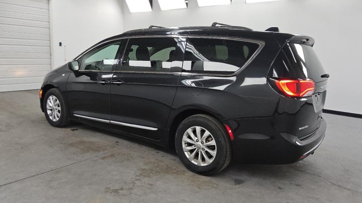 CHRYSLER Pacifica  2018