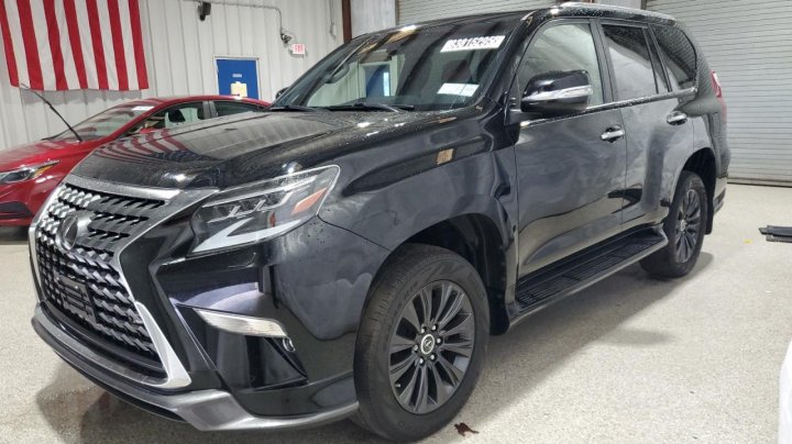 Lexus GX  2020
