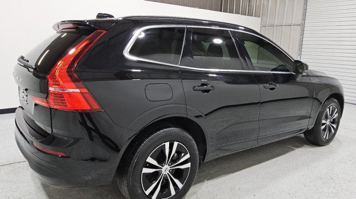 Volvo XC60  2023