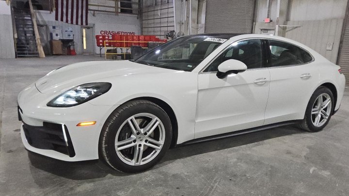Porsche Panamera  2025