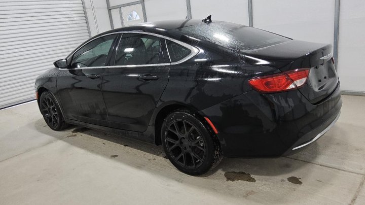 CHRYSLER 200 LIMITED 2017