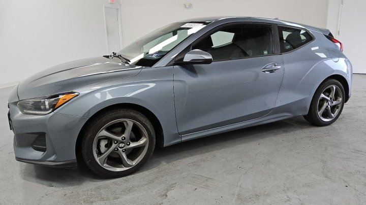Hyundai VELOSTER BASE 2019