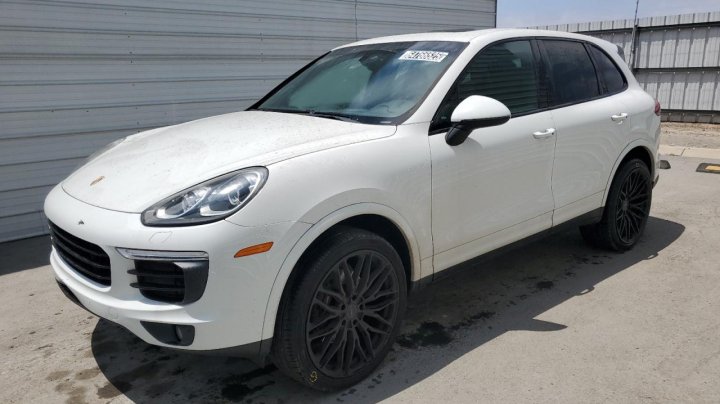 Porsche Cayenne  2018