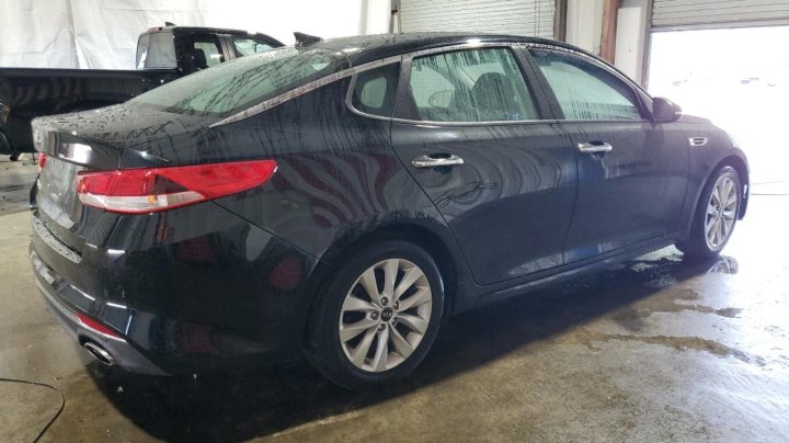 KIA Optima  2018