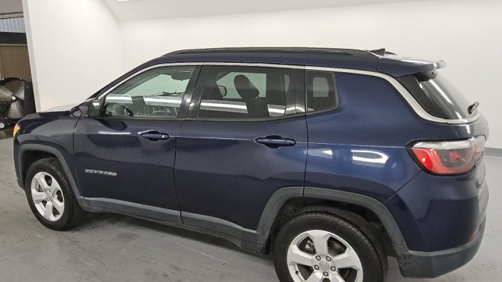 JEEP COMPASS LATITUDE 2021