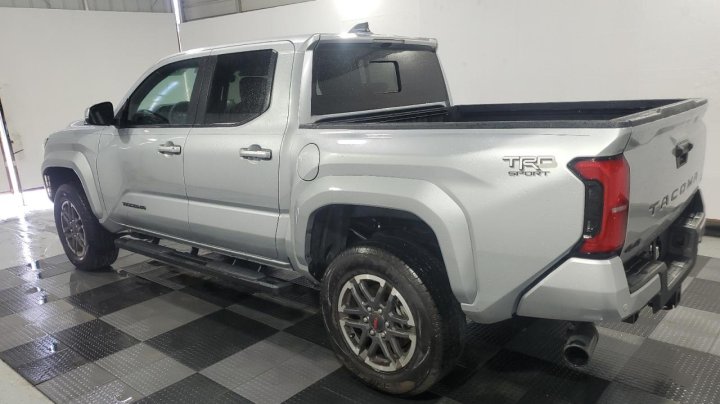 Toyota TACOMA DOUBLE CAB 2024