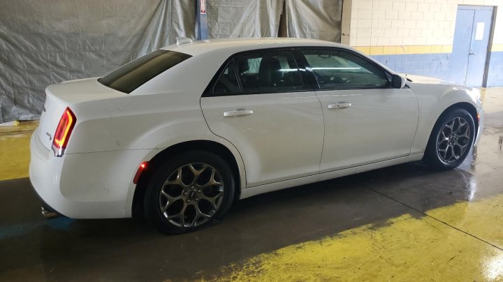 CHRYSLER 300 S 2016