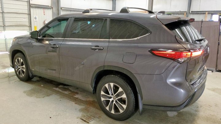 Toyota Highlander HYBRID XLE 2023