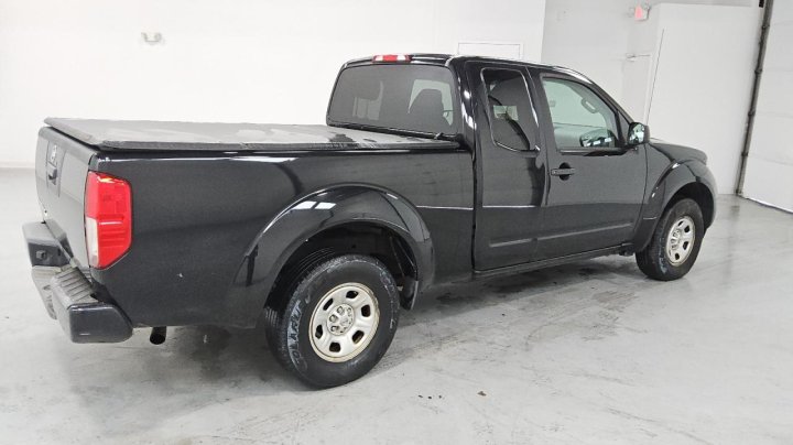 Nissan Frontier S 2017