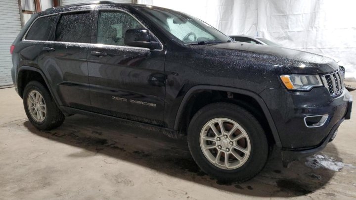 JEEP Grand Cherokee LAREDO 2018