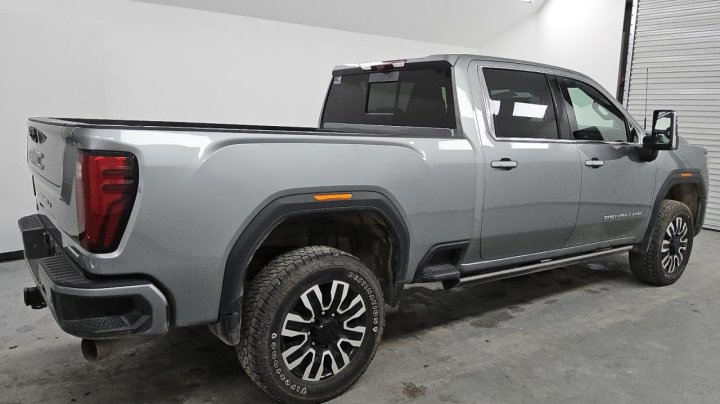 GMC Sierra K2500 DENALI ULTIMATE 2024