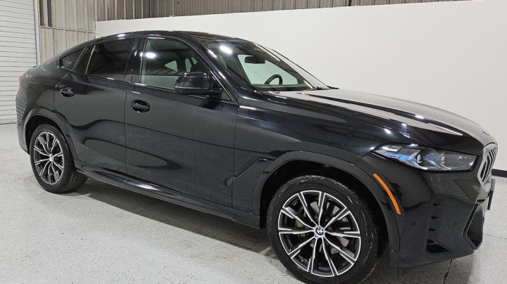 BMW X6  2025